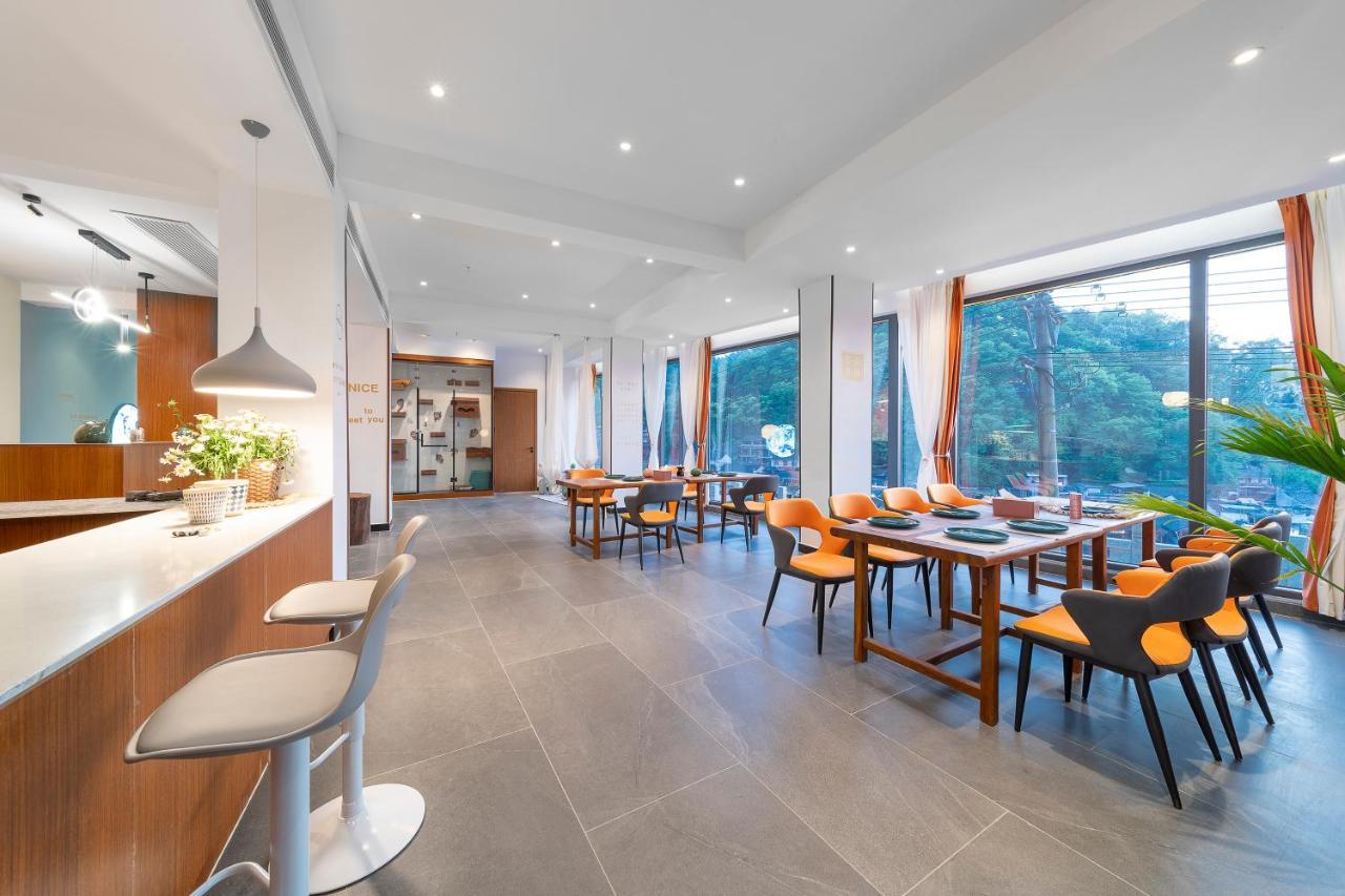 Phoenix Best River View B&B Fenghuang Exterior foto