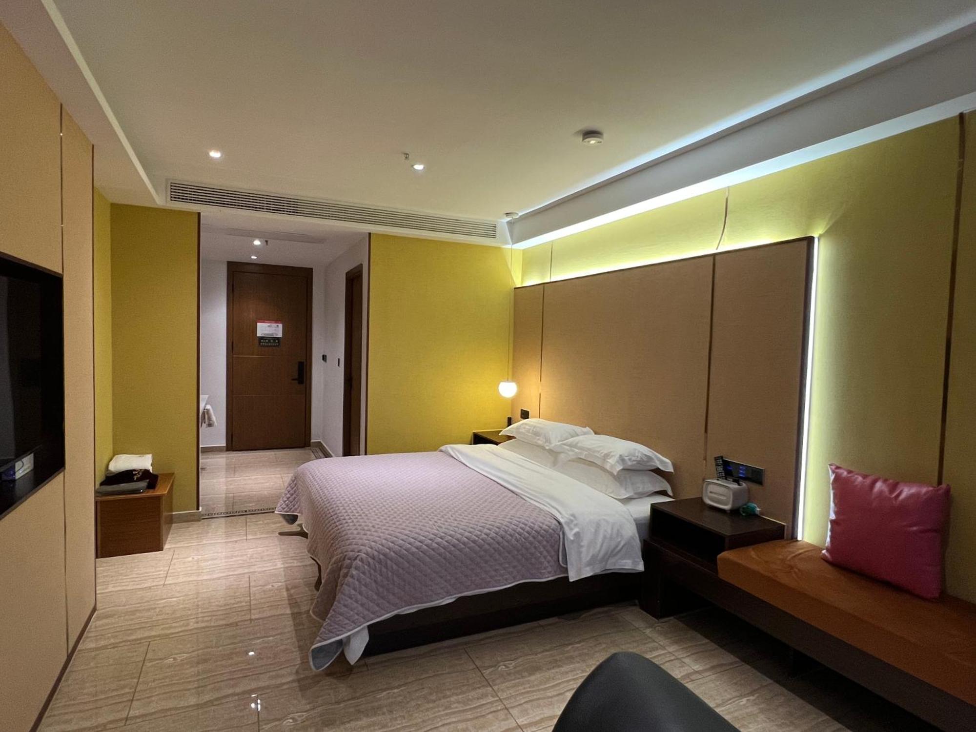 Phoenix Best River View B&B Fenghuang Exterior foto